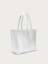 Shopper in pelle laminata - Argento | FRAU