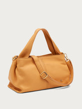 Handtasche aus weichem Leder - Aprikose | FRAU