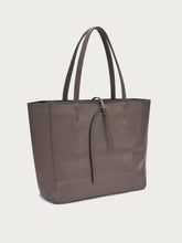 Shopper aus weichem Leder - Taupe | FRAU