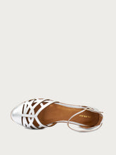 Ballerinas aus perforiertem laminiertem Leder - Silber | FRAU