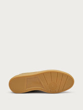 Sneaker aus Veloursleder mit Absteppungen - HAFERbernstein | FRAU