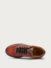 Two-tone urban sneakers with suede inserts - CHOCOLATEbrick | FRAU