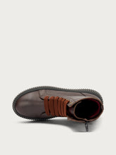 Leather combat boots with grooved sole - WOODblack | FRAU