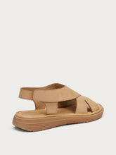 ComfortTech leather sandals with back strap - Caramel | FRAU