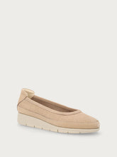 ComfortTech-Ballerina-Schuh aus gestanztem Nubukleder - Cremeweiß | FRAU