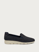 ComfortTech-Slip-On aus gestanztem Nubukleder - Marineblau | FRAU