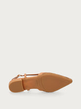 Herringbone-effect raffia slingbacks - Caramel | FRAU