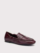 Creased semi-polished leather ruched loafers - Bordeaux | FRAU