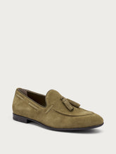 Mocassino elegante in suede con nappine - Planet | FRAU