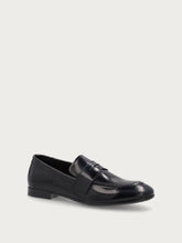 Mocassino elegante in pelle lucida - Blu | FRAU