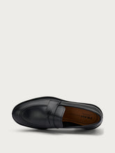 Elegant leather loafers - Black | FRAU