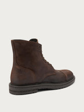 Vintage-effect leather combat boots - Brown | FRAU