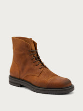 Vintage-effect leather combat boots - Corn | FRAU