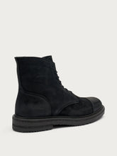Vintage-effect leather combat boots - Black | FRAU