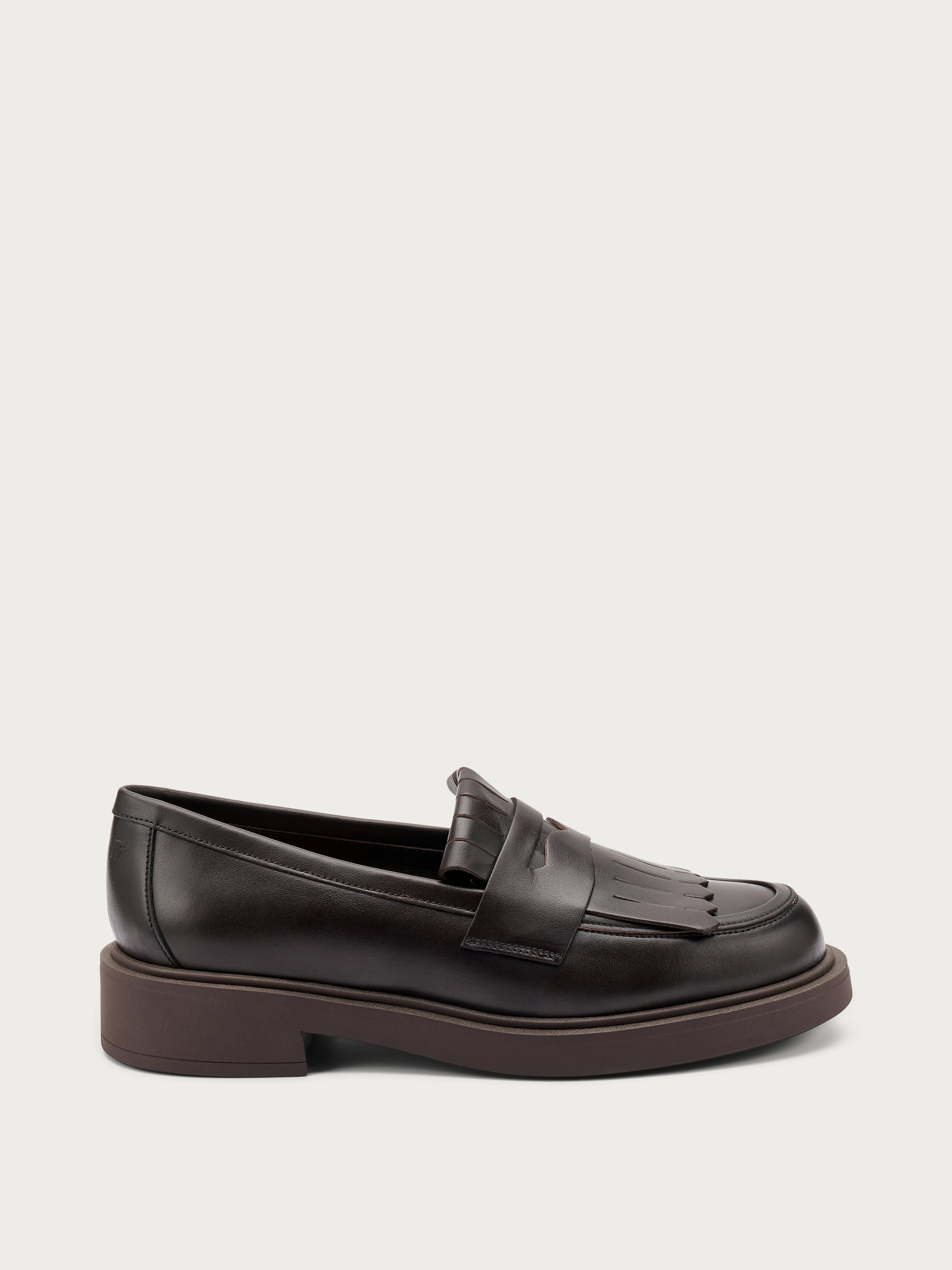 Leather loafers with fringing FRAU1