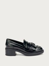 Polished leather loafers with tassels - Black | FRAU