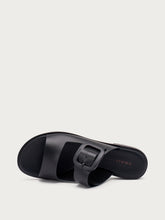 Pantoletten aus Leder mit Schnalle in abgestimmter Farbe - Schwarz | FRAU