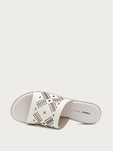 Laser-etched leather sliders - Off-White | FRAU