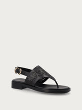 Perforated leather thong sandals - Black | FRAU