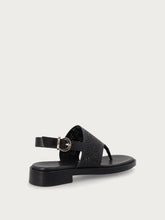 Perforated leather thong sandals - Black | FRAU