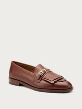 Elegant leather loafers with fringing - Tobacco | FRAU