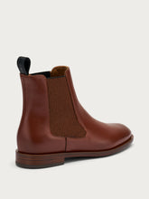 Elegant plain leather Chelsea boots - Tobacco | FRAU