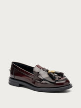 Brushed leather loafers with tassels - Bordeaux | FRAU