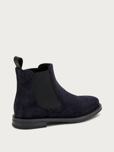 Finished suede Chelsea boots with wing-tip design - Blue | FRAU