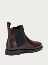 Leather Chelsea boots with shaded finish - Bordeaux | FRAU