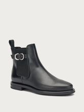 Leather Chelsea boots with decorative buckle - Black | FRAU