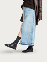 Leather Chelsea boots with decorative buckle - Black | FRAU