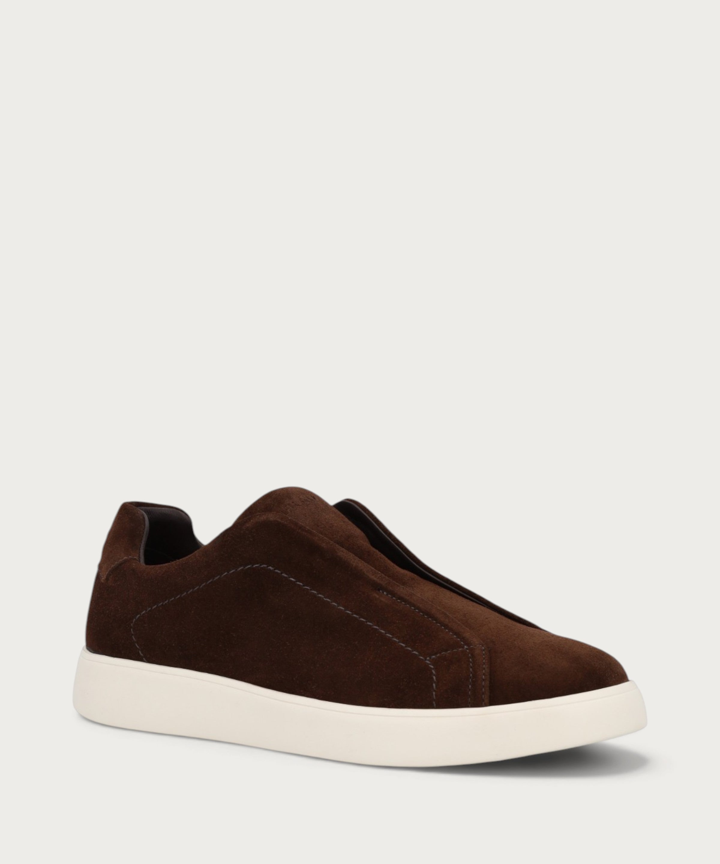 Herren-Basic-Slip-on aus Veloursleder in Braun mit hoher Sohle