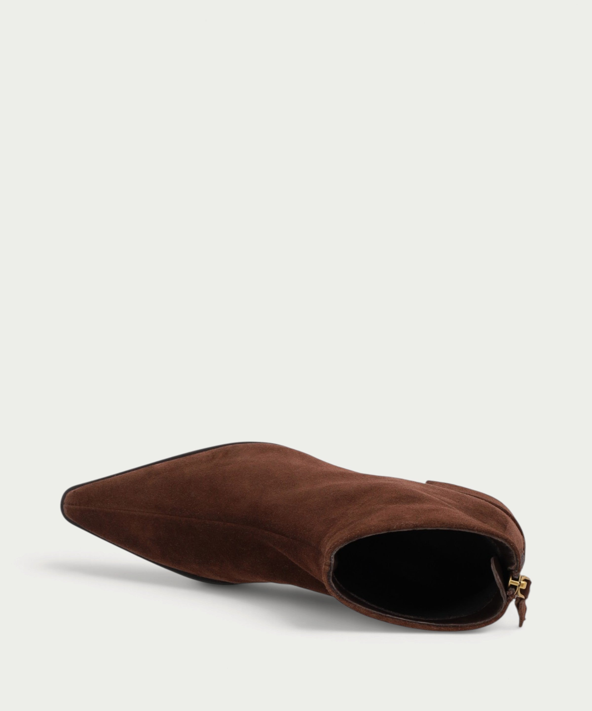 Elegant heeled ankle boots in brown suede