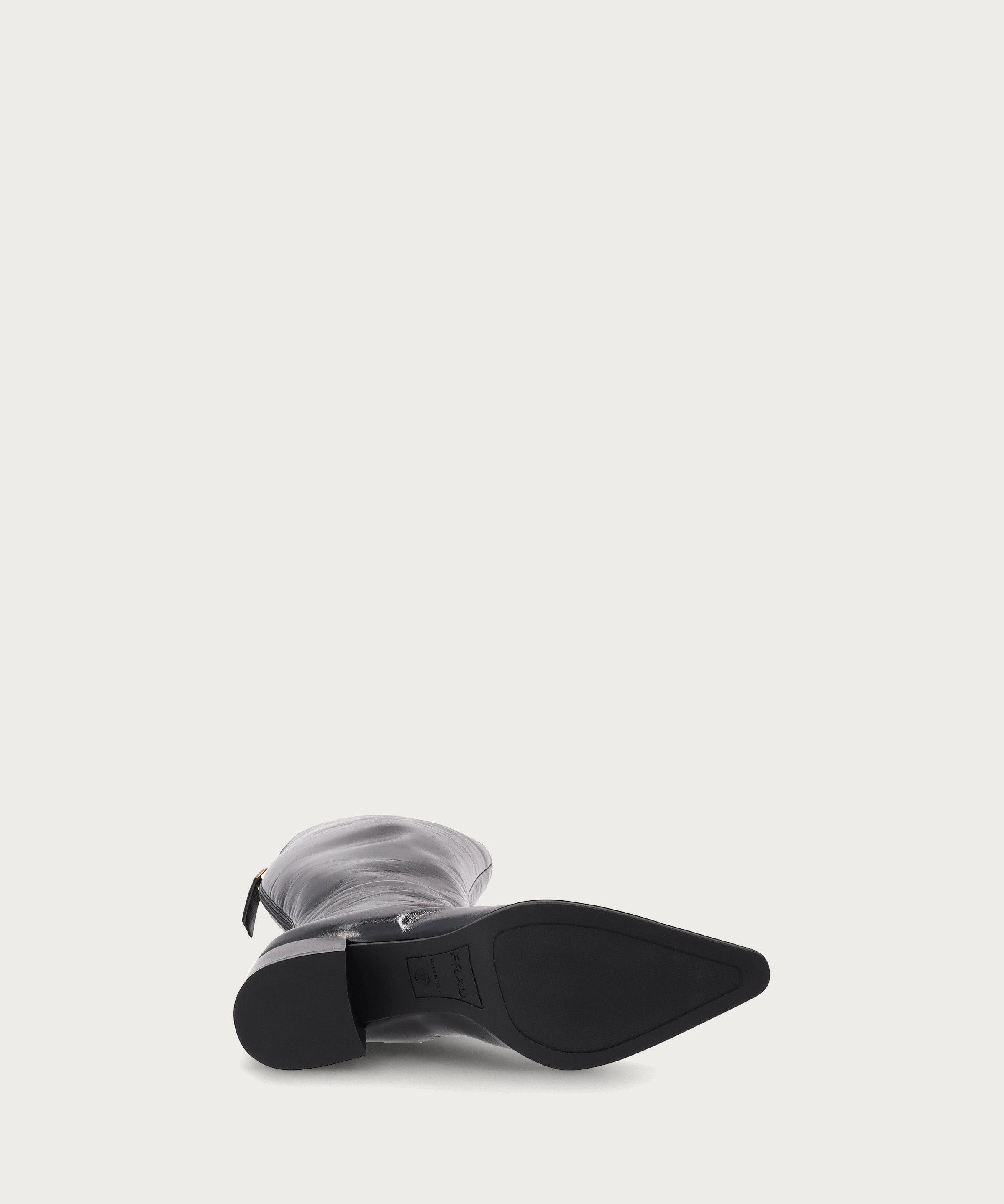 A65S8_BLACK_40