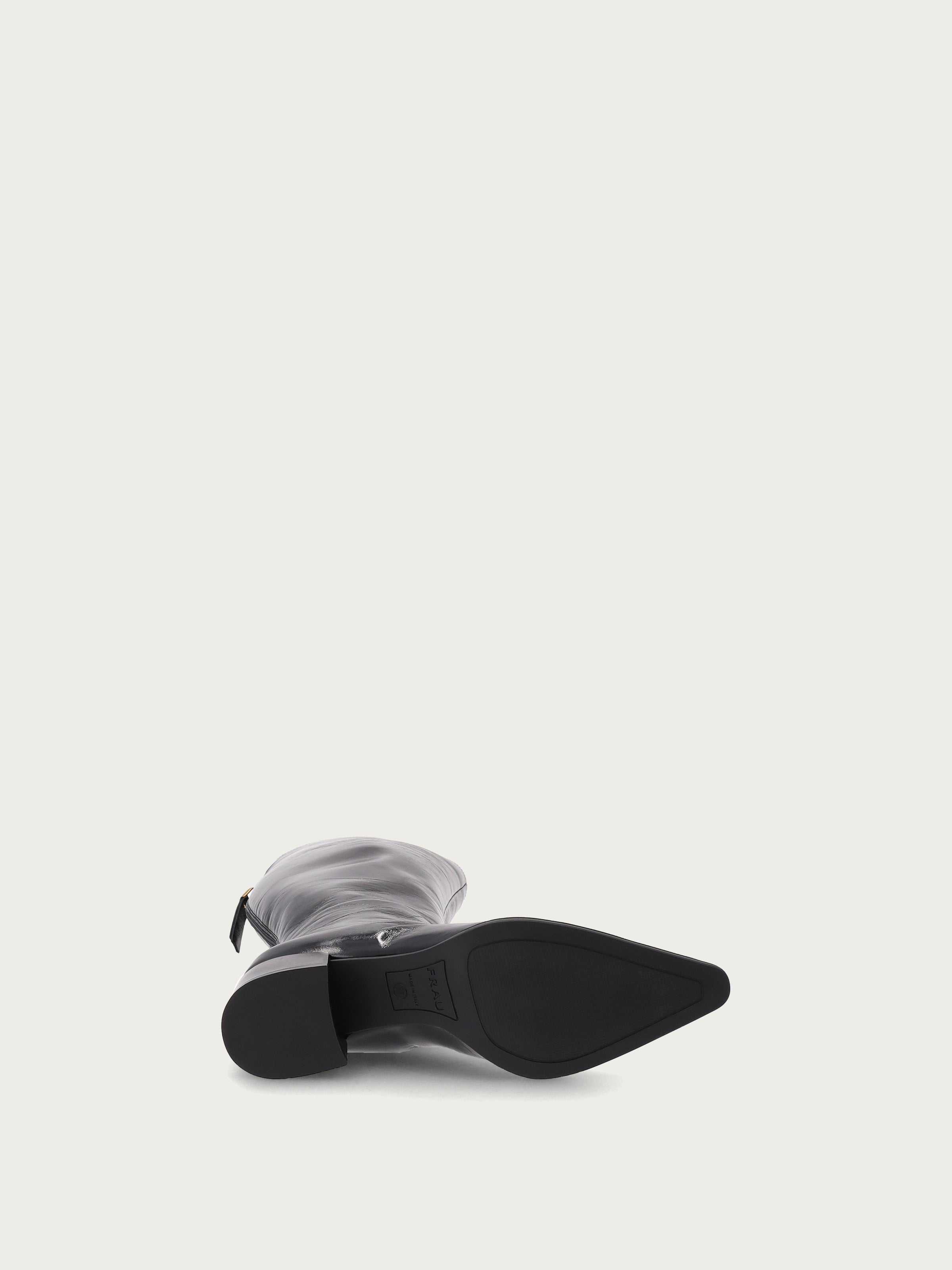 A65S8_BLACK_40