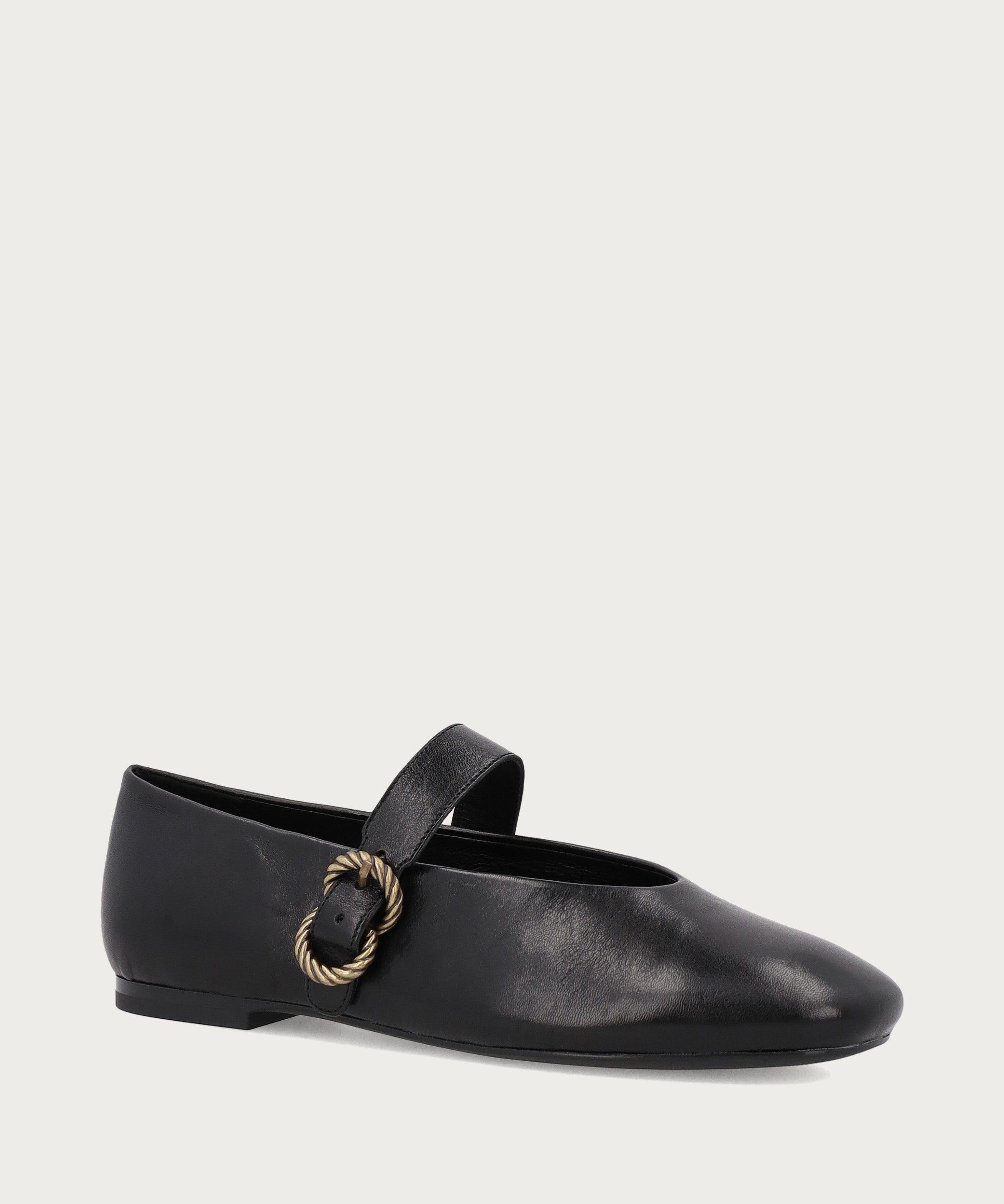 Ballerinas mit Riemchen aus Leder mit Vintage-Optik in Schwarz