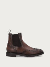 Men’s airbrushed brown leather Beatle boots with wing-tip design - Walnut | FRAU