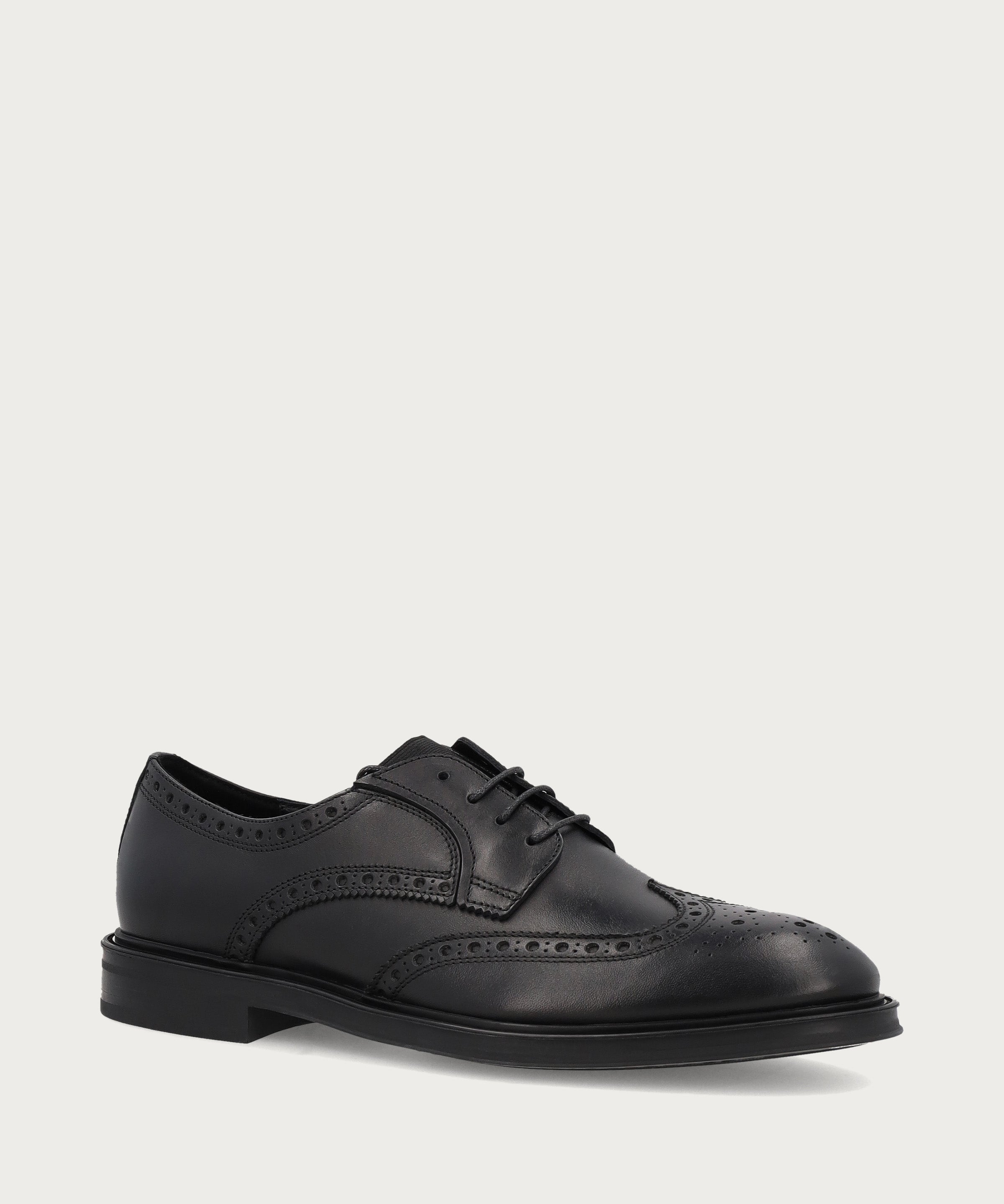 Herren-Schnurschuhe im Schwalbenschwanz-Design aus Kalbsleder 