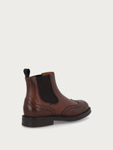 Men's brown leather Beatle boots with wing-tip design - Walnut | FRAU
