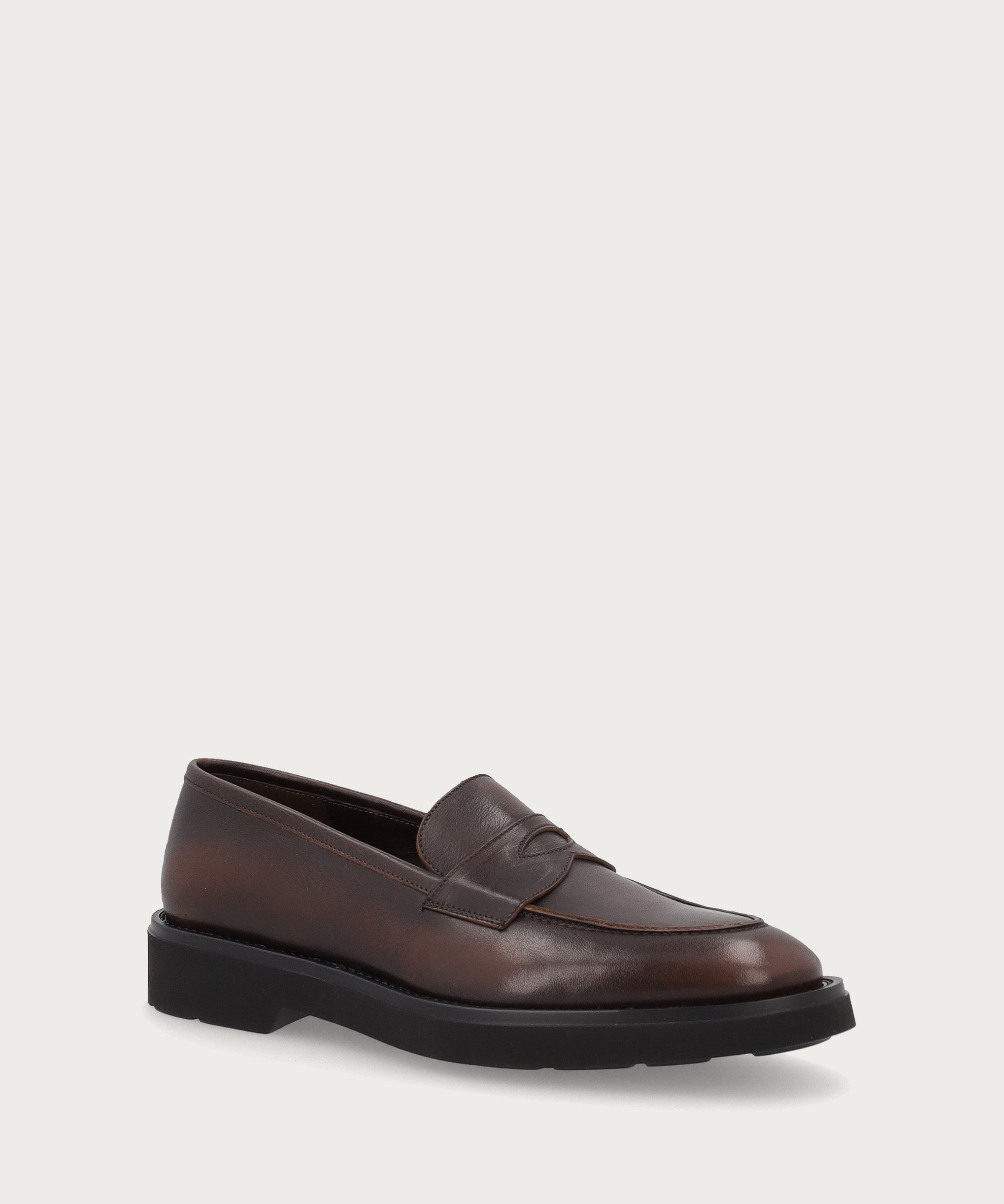Mocassini uomo in pelle bottalata marrone sfumata con suola leggera