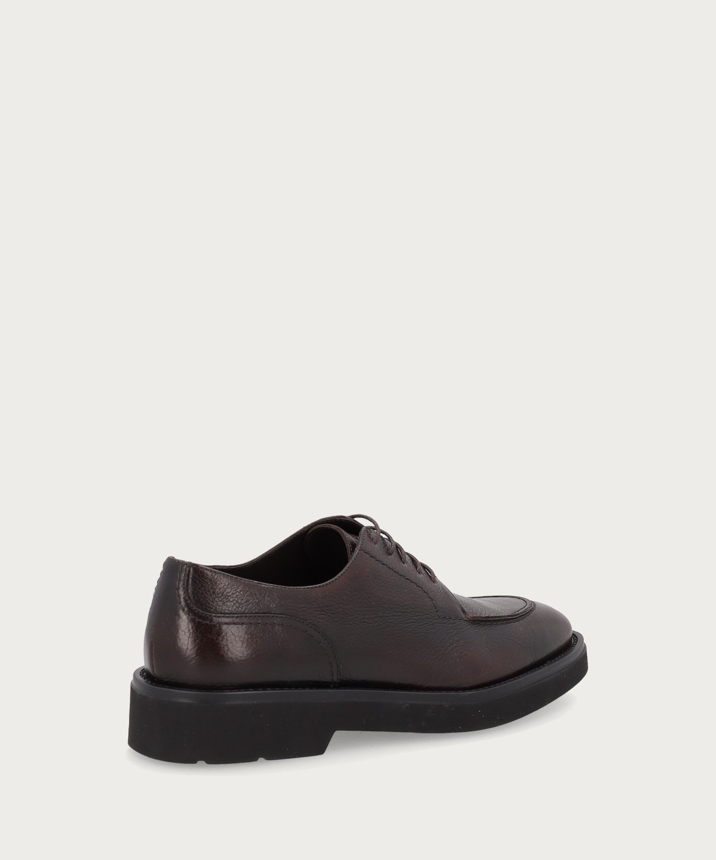 Scarpe stringate uomo in pelle naturale marrone con effetto sfumato