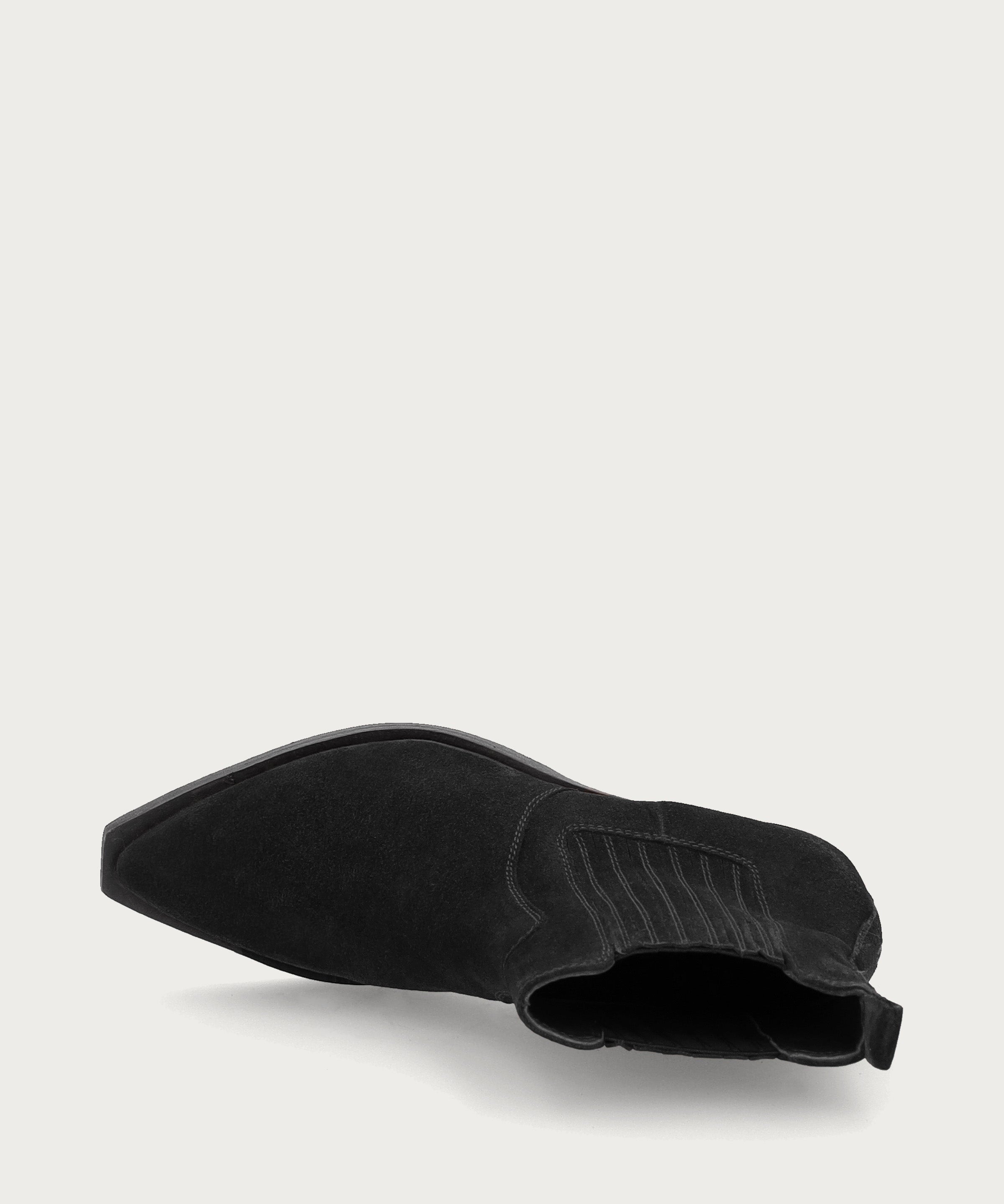Westernstiefeletten aus Veloursleder in Used-Optik in Schwarz