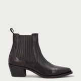 Brown leather Texan ankle boots