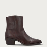 Brown leather Texan ankle boots with zip