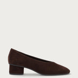 Brown suede almond-toe pumps with round heel
