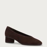 Brown suede almond-toe pumps with round heel