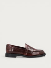 Women's classic polished burgundy leather loafers - Burgundy | FRAU