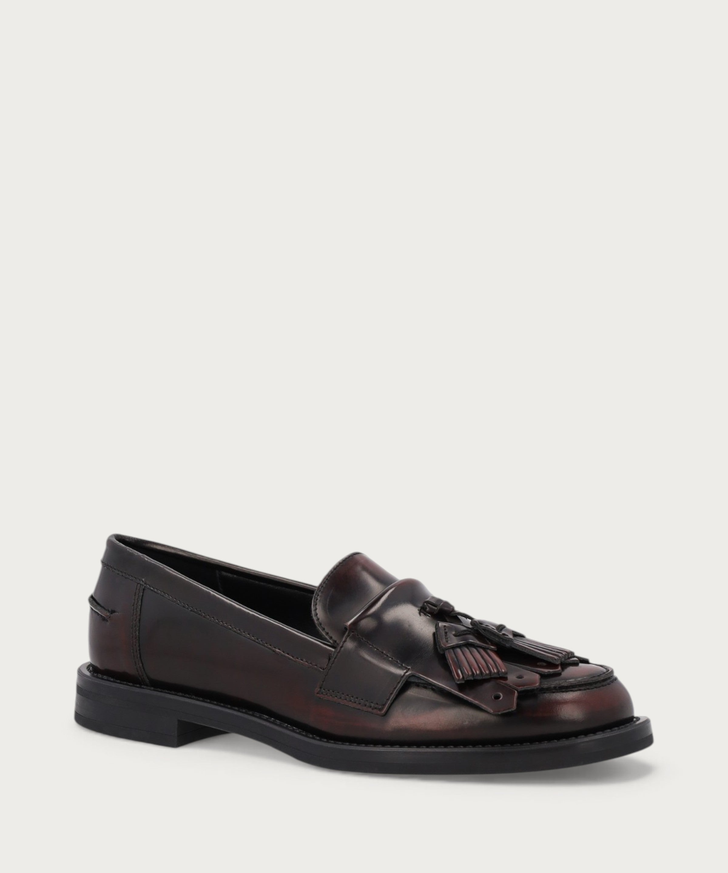 Women's burgundy brushed leather loafers with fringing