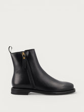 Women's black leather ankle boots with zip - Black | FRAU