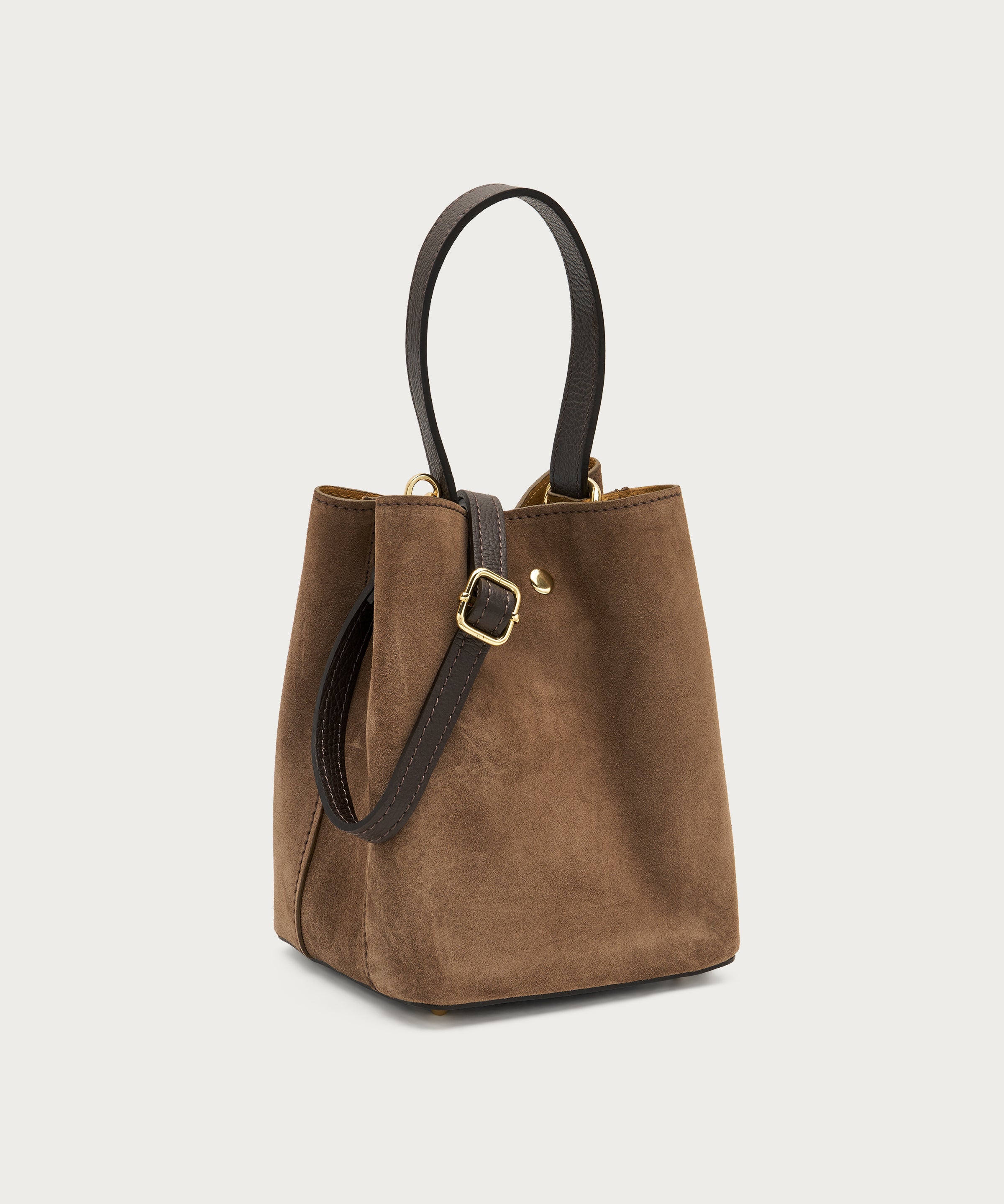 Kleine Bucket Bag aus Veloursleder in Schokobraun
